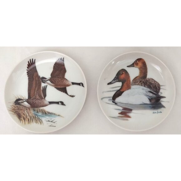 Nature's Heritage Plates Lot Of 2 Plates Canvasback and Canada Geese 4" Vintage - Picture 1 of 5